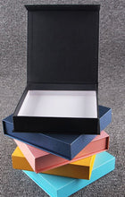 Load image into Gallery viewer, CABANA MAGNET BOX/BOITE
